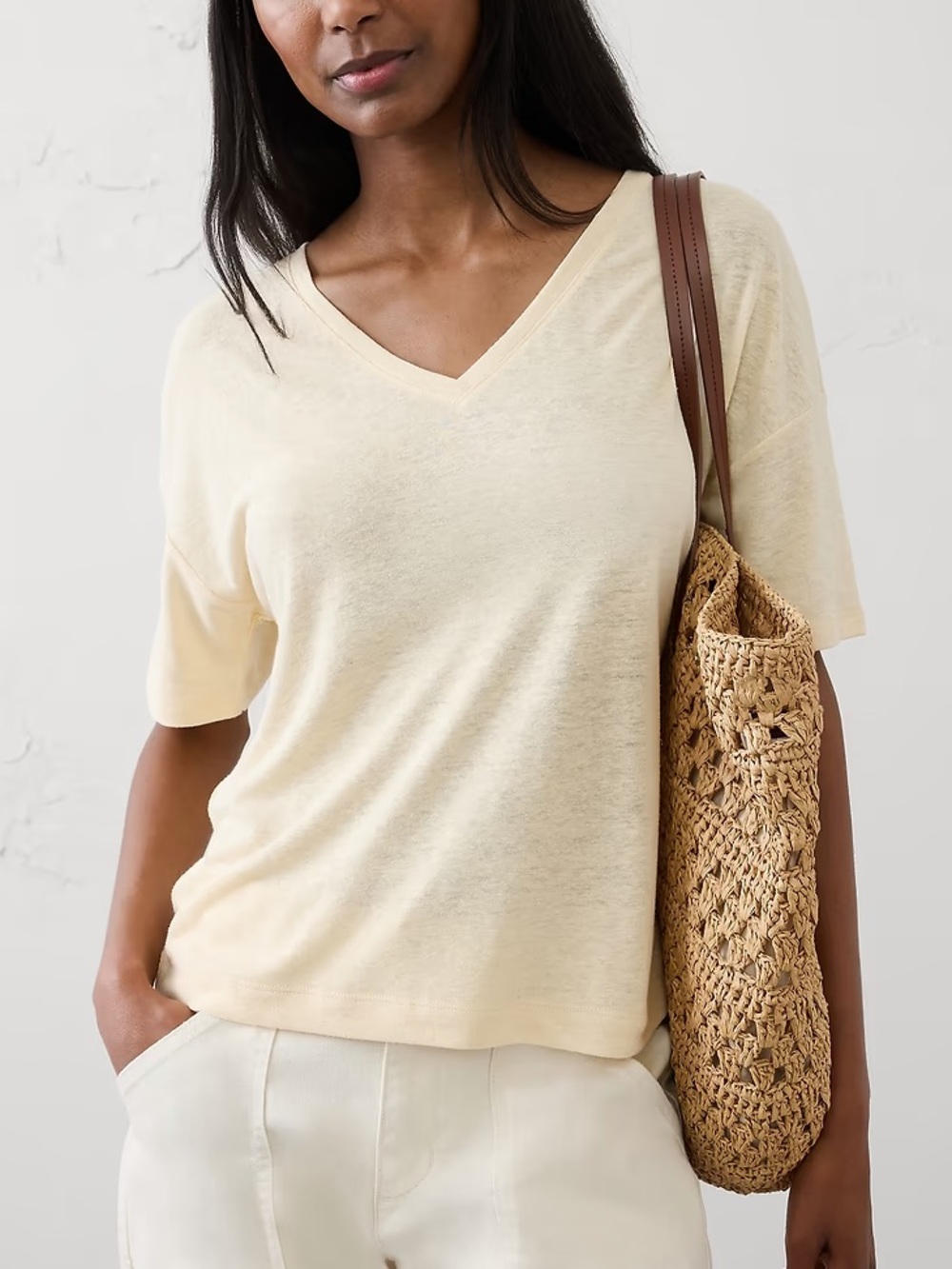 NWT Banana Republic Linen Blend V-Neck Shirt Size Medium light pastel yellow new